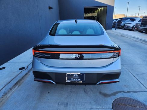 New 2026 Hyundai Sonata Blue image 5