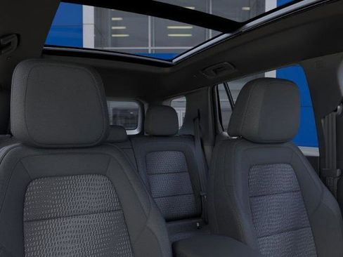 New 2026 Chevrolet Equinox LT image 24