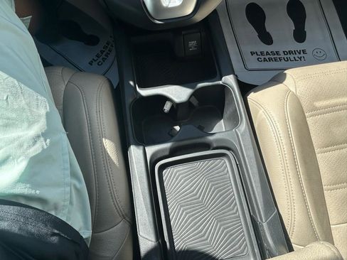 Used 2017 Honda CR-V LX image 40