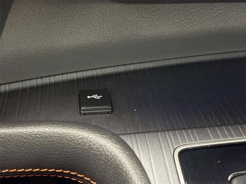 Certified 2022 Toyota Sienna XSE image 28