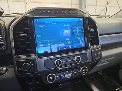 Used 2022 Ford F250 Limited w/ FX4 Off-Road Package AWD/4WD image 19