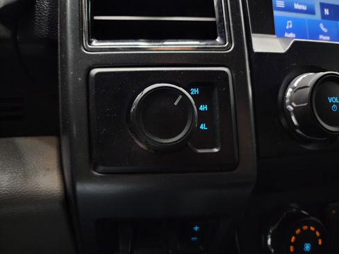 Used 2022 Ford F350 XLT w/ XLT Premium Package image 41