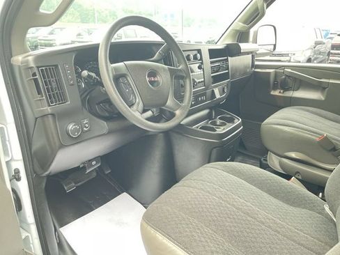 Used 2024 GMC Savana 2500 w/ Driver Convenience Package RWD image 10