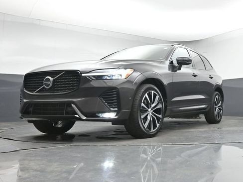 Used 2023 Volvo XC60 B5 Plus w/ Climate Package AWD/4WD image 37