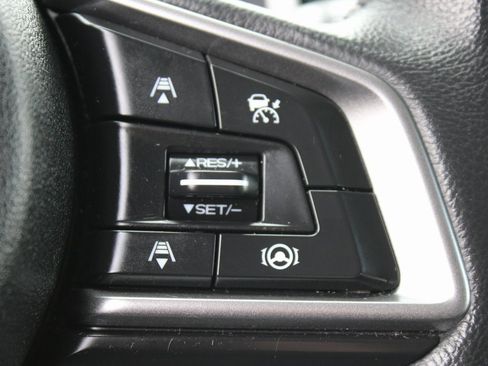 Certified 2022 Subaru Ascent Limited w/ Technology Package image 15