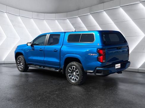 Used 2023 Chevrolet Colorado LT w/ LT Convenience Package III image 6