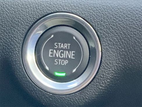 New 2026 GMC Terrain Denali w/ LPO, Floor Liner Package image 17