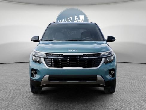 New 2026 Kia Seltos S AWD/4WD image 2