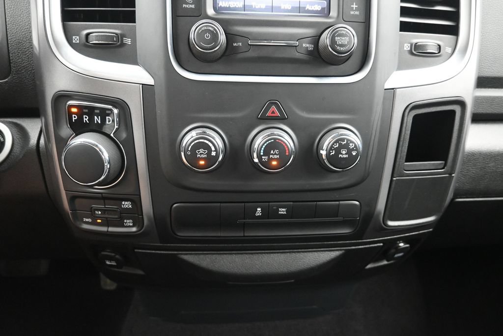 Used 2024 RAM 1500 Classic SLT AWD/4WD image 18