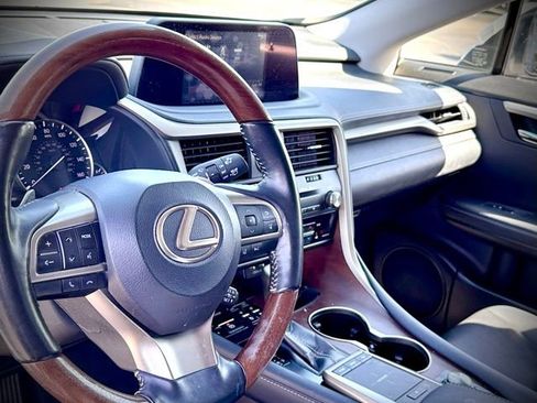 Used 2021 Lexus RX 350L Premium w/ Premium Package AWD/4WD image 14