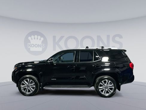 Used 2025 Toyota 4Runner Limited image 2