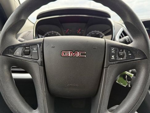 Used 2015 GMC Terrain SLE image 13