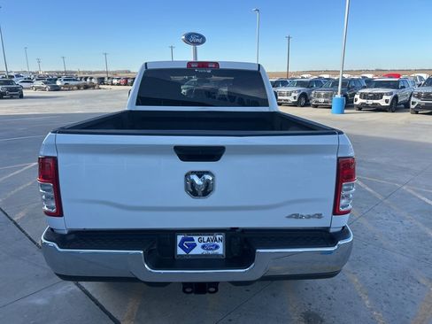 Used 2022 RAM 2500 Tradesman w/ Chrome Appearance Group image 4