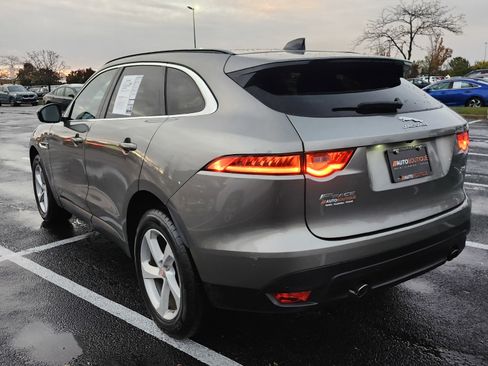 Used 2020 Jaguar F-PACE Premium image 9