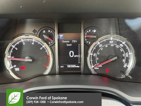 Used 2023 Toyota 4Runner TRD Off-Road Premium w/ Moonroof Package AWD/4WD image 25