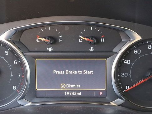 Certified 2023 GMC Acadia SLE w/ Driver Convenience Package image 12