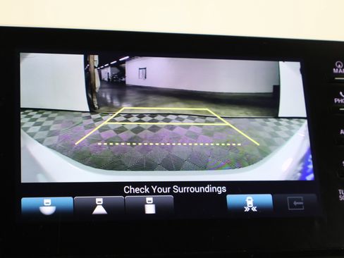 Certified 2022 Honda Accord Touring image 27