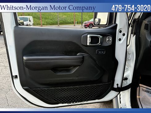 Used 2018 Jeep Wrangler Unlimited Rubicon image 12