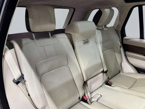 Used 2019 Land Rover Range Rover HSE image 77