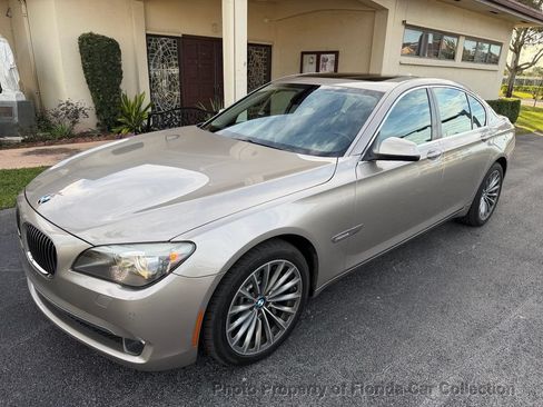 Used 2011 BMW 750i RWD image 73