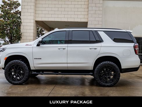 Used 2024 Chevrolet Tahoe Z71 w/ Luxury Package image 6