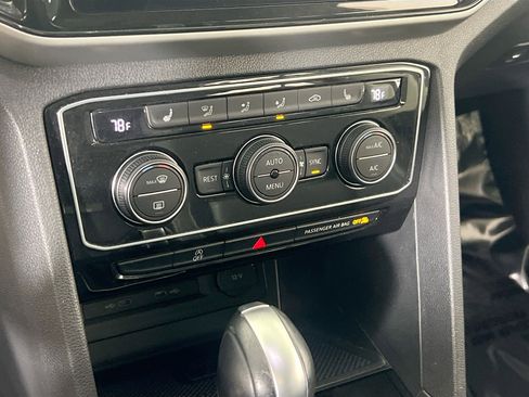 Used 2023 Volkswagen Atlas SE image 15