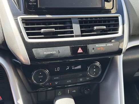 Used 2019 Mitsubishi Eclipse Cross ES AWD/4WD image 21