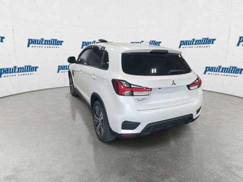 Used 2020 Mitsubishi Outlander Sport ES FWD image 9