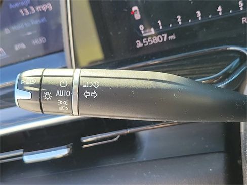 Certified 2021 Cadillac Escalade Premium Luxury image 26