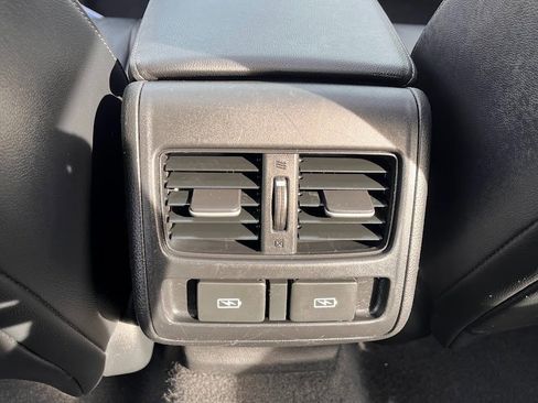 Used 2022 Honda Accord Touring image 46