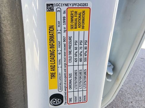 Used 2023 Chevrolet Silverado 2500 LT w/ Convenience Package image 20