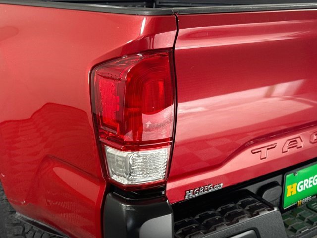 Used 2017 Toyota Tacoma SR RWD image 33