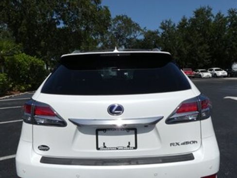 Used 2013 Lexus RX 450h AWD w/ Navigation Pkg image 11