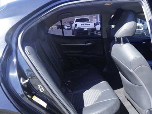 Used 2019 Toyota Camry SE FWD image 30