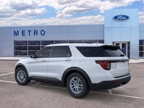 New 2026 Ford Explorer Active AWD/4WD image 5