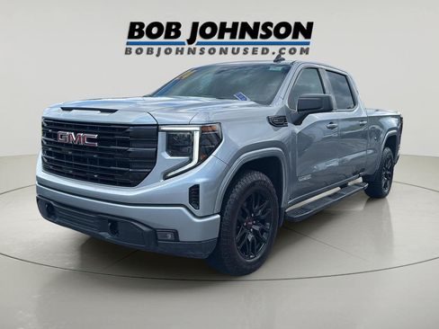 Used 2024 GMC Sierra 1500 Elevation w/ X31 Off-Road Package AWD/4WD image 5