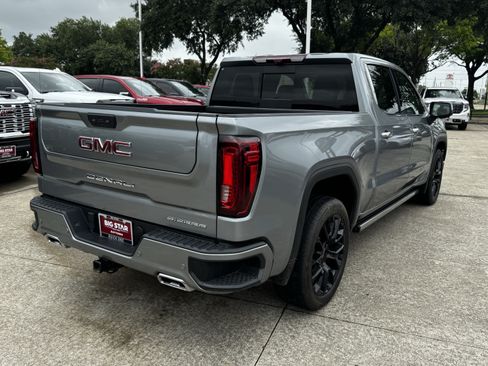 Used 2024 GMC Sierra 1500 Denali w/ Denali Reserve Package RWD image 8