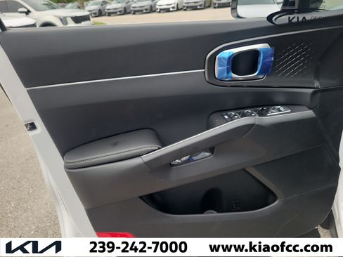 New 2026 Kia Sorento LX FWD image 22
