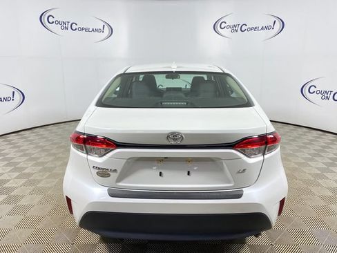 Certified 2024 Toyota Corolla LE FWD image 5