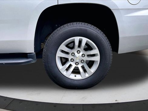 Used 2016 Chevrolet Tahoe LT w/ Luxury Package AWD/4WD image 36