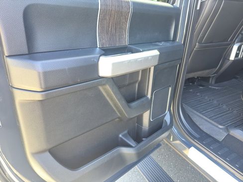 Used 2021 Ford F250 Lariat image 10