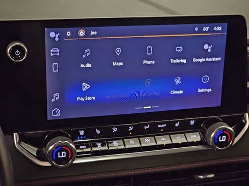 Used 2023 Chevrolet Colorado Z71 w/ Z71 Convenience Package 2 image 19