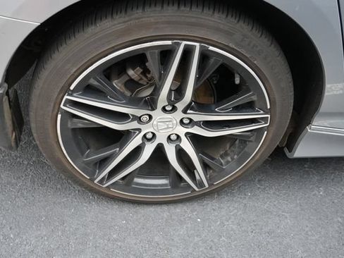 Used 2021 Honda Accord Touring image 8