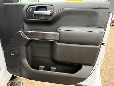 Used 2021 Chevrolet Silverado 1500 LTZ image 37