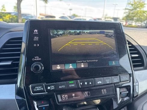 Used 2018 Honda Odyssey EX-L image 25