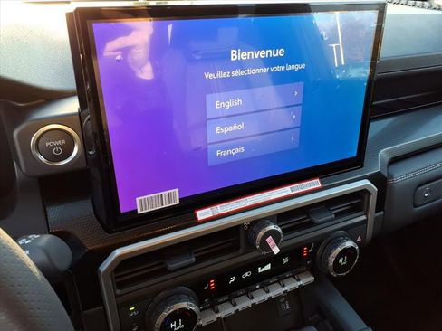 New 2025 Toyota 4Runner Limited image 13