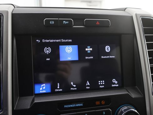 Used 2019 Ford F350 Lariat w/ Chrome Package image 45