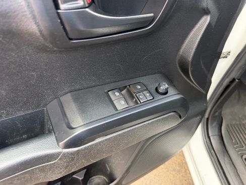 Used 2022 Toyota Tacoma SR RWD image 20
