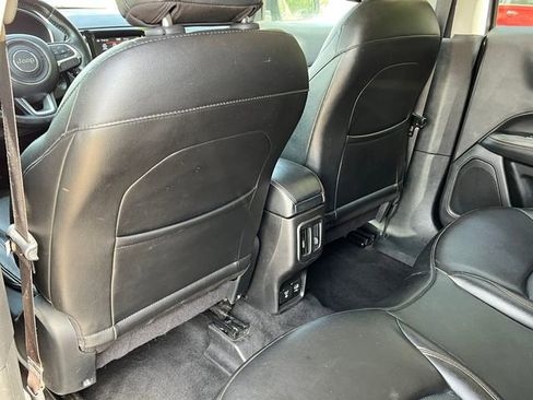 Used 2020 Jeep Compass Limited AWD/4WD image 28