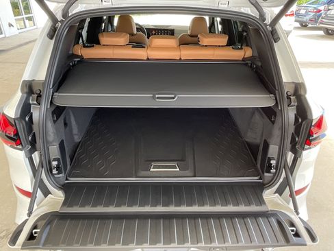New 2026 BMW X5 xDrive40i w/ M Sport Package image 32